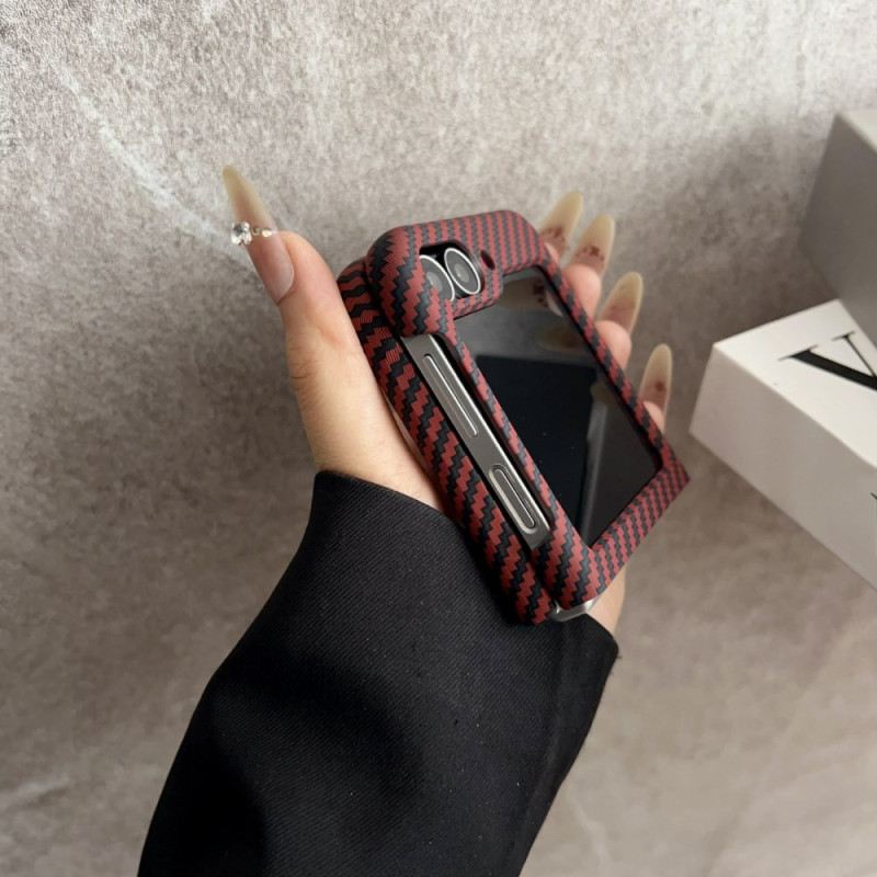 Tok Samsung Galaxy Z Flip 7 Fe Mágneses Szénszálas Textúra